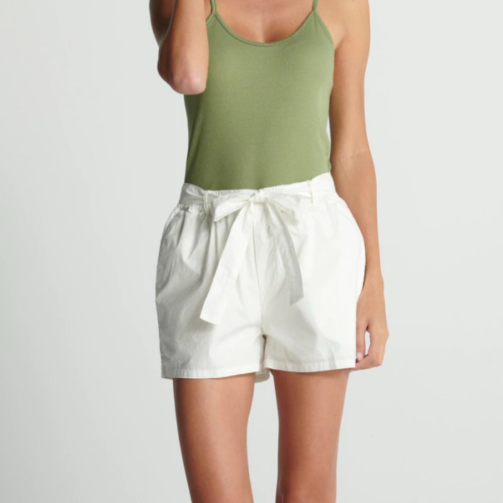 Sundays Ozeta Coconut Milk White Elastic Tie Waist Cotton Linen Shorts Small